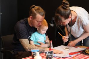  Familien und Freiwilligenarbeit